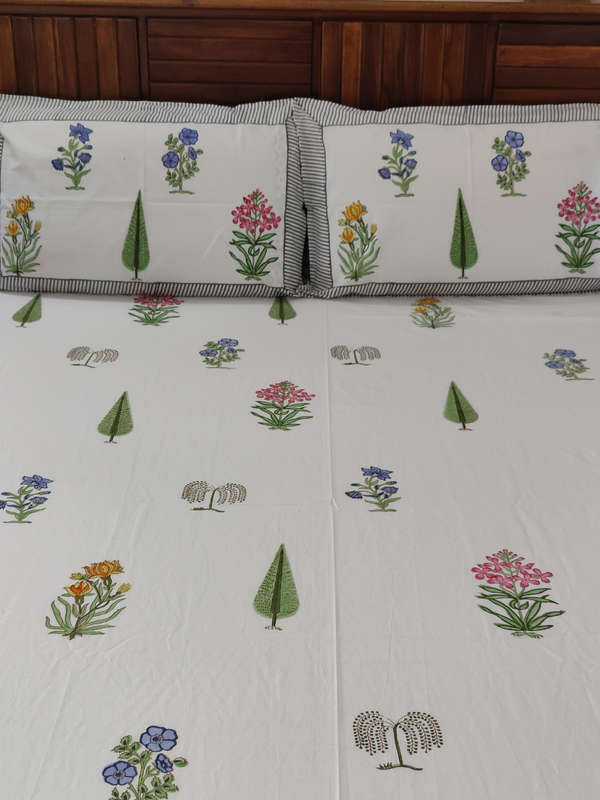 BLUSHING BLOOM - Hand Block Printed Bedsheet with 2 Reversible Pillow Covers
